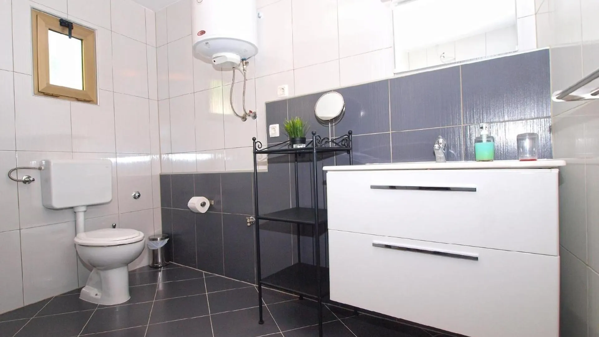 아파트 Ferienwohnung Fuer 6 Personen Ca 75 Qm In Fazana, Istrien Istrische Riviera