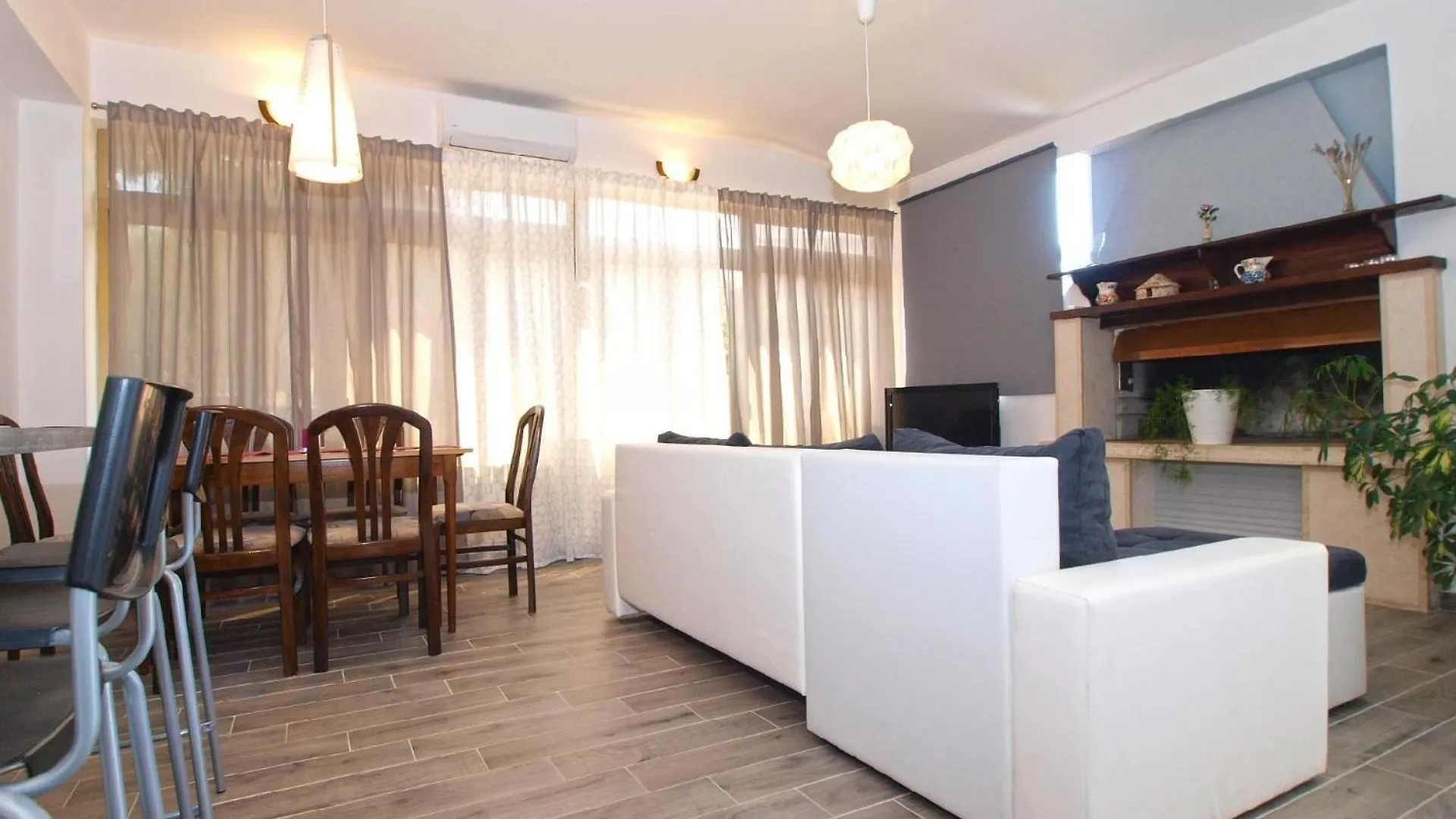 Ferienwohnung Fuer 6 Personen Ca 75 Qm In Fazana, Istrien Istrische Riviera