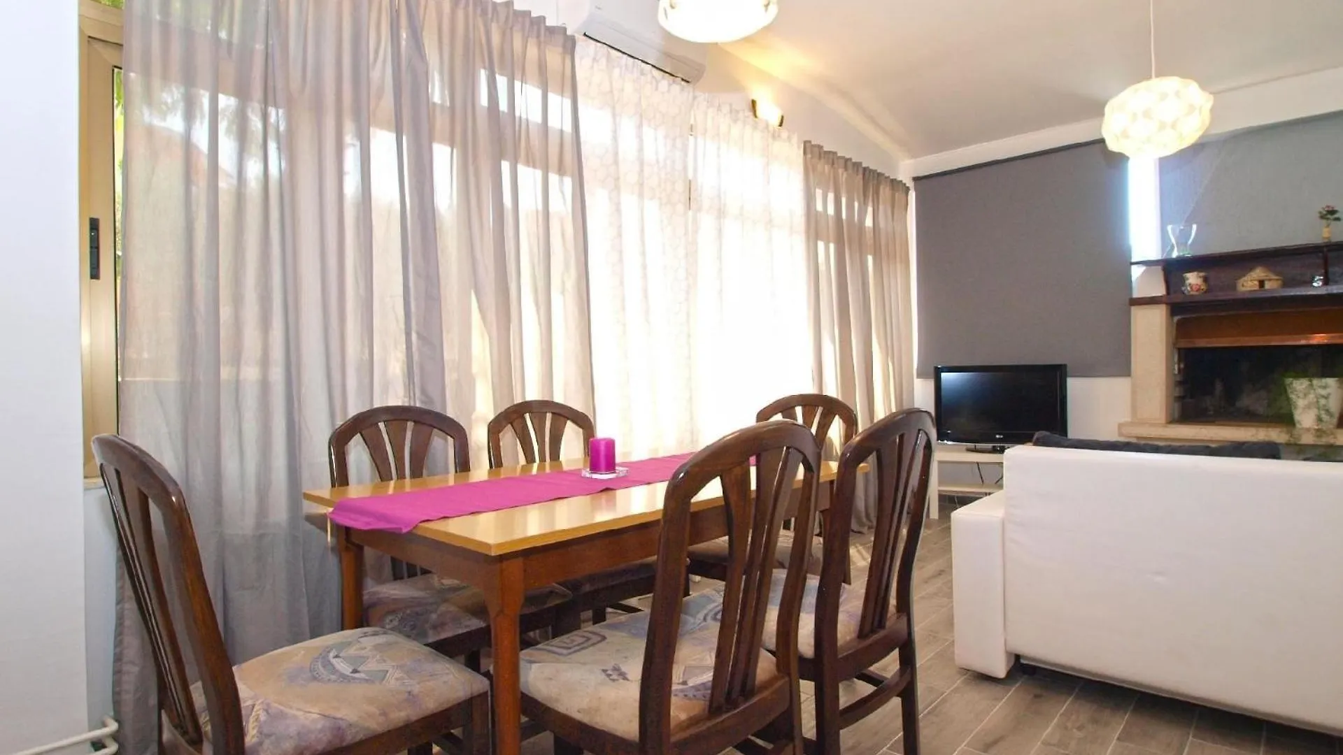 아파트 Ferienwohnung Fuer 6 Personen Ca 75 Qm In Fazana, Istrien Istrische Riviera